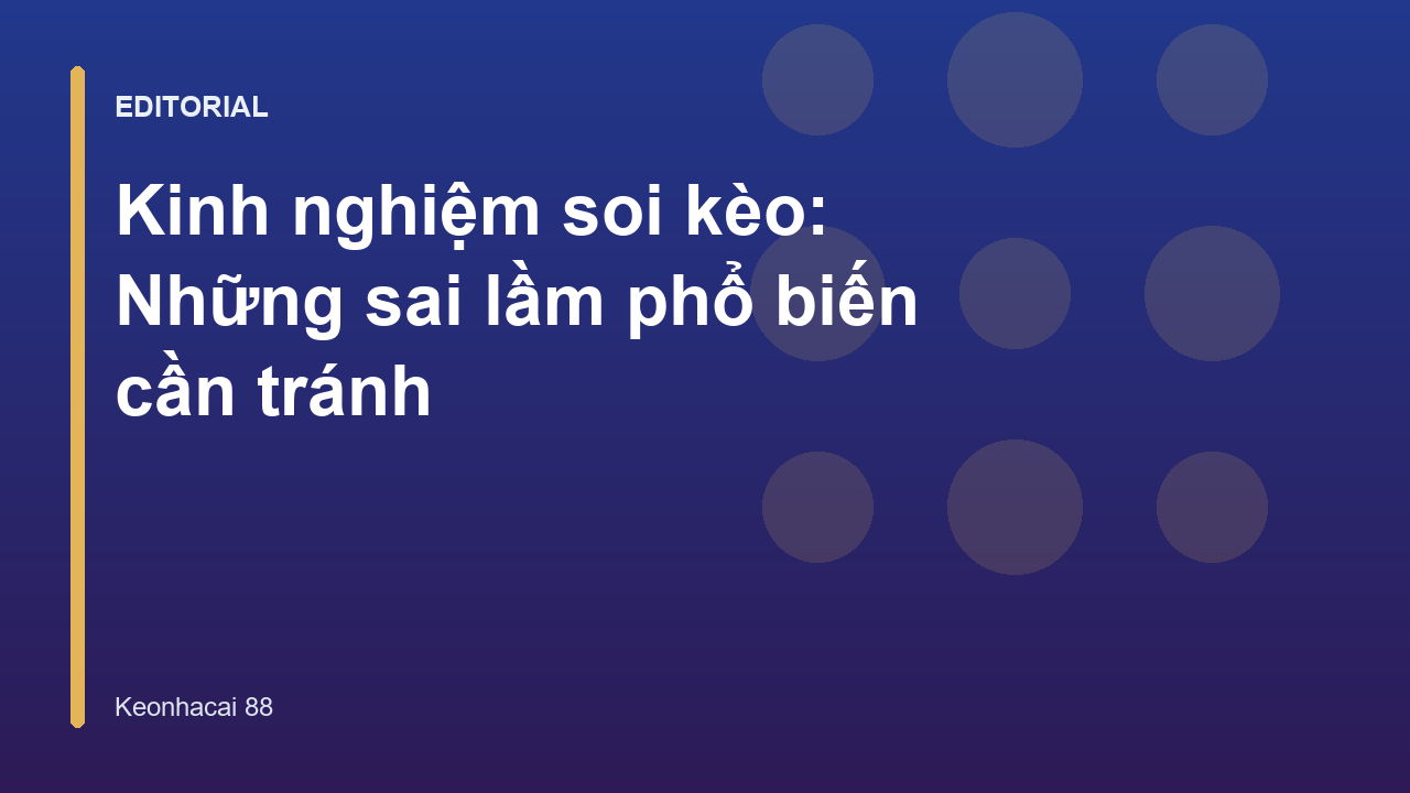 Người chơi đang phân tích dữ liệu bóng đá